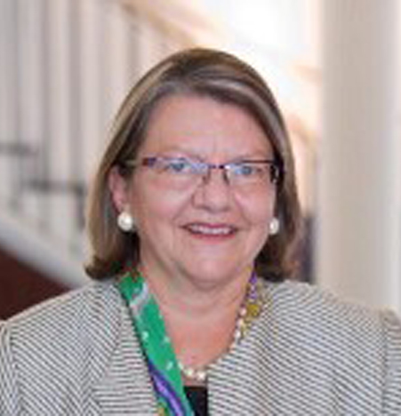 Barbara Hauser Headshot