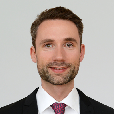 headshot of Alexander Koeberle-Schmid