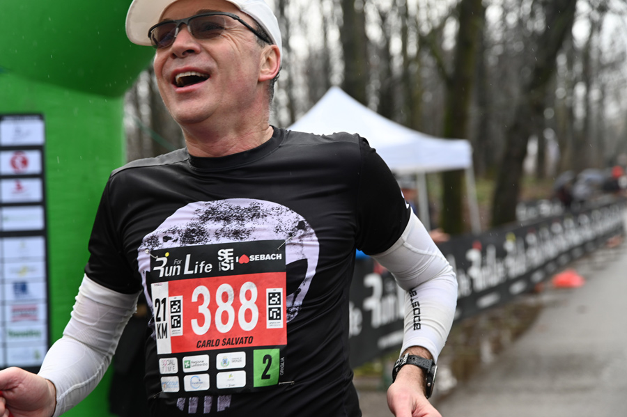 Carlo Salvato running a marathon