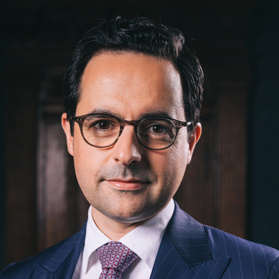 Andrew Barros headshot