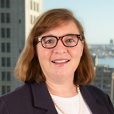 Laura Naylor headshot