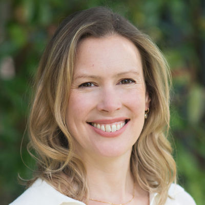 Catherine Grum headshot