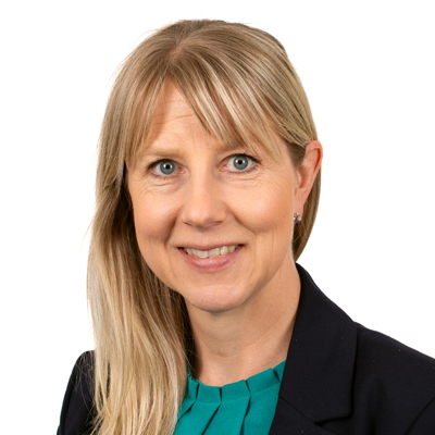 Hanna Almlof headshot