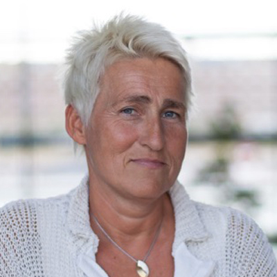Mette Neville headshot